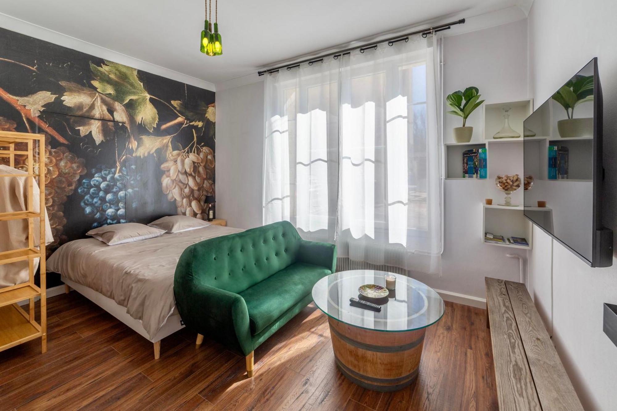 Suite Grand Cru - Spa & Terrasse Arveyres Exterior foto